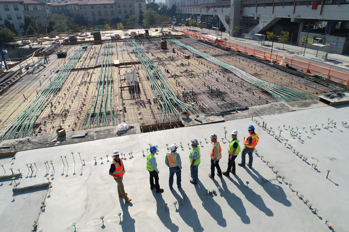 我公司中标南宁市某产业园区市政配套道路工程配图
